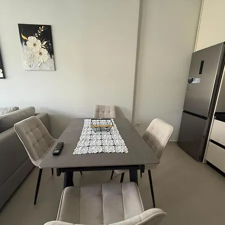 Apartamento 5 M *