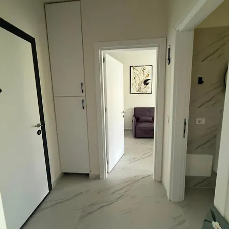 5 M Apartamento Shëngjin
