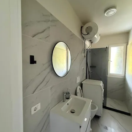 5 M Apartamento *